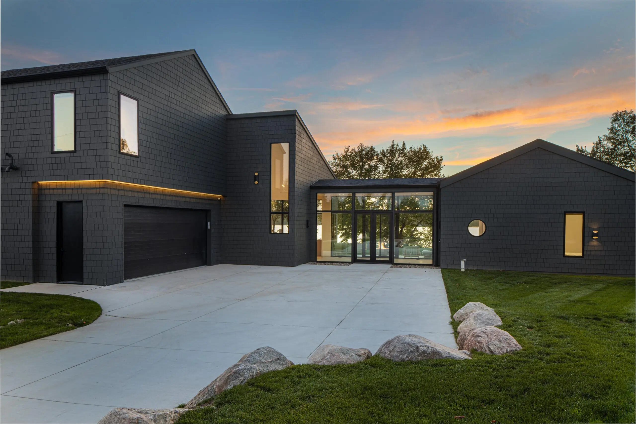 Scandi on 7 Project, Exterior - Coastal Scandi Aesthetic, Drywall Installation